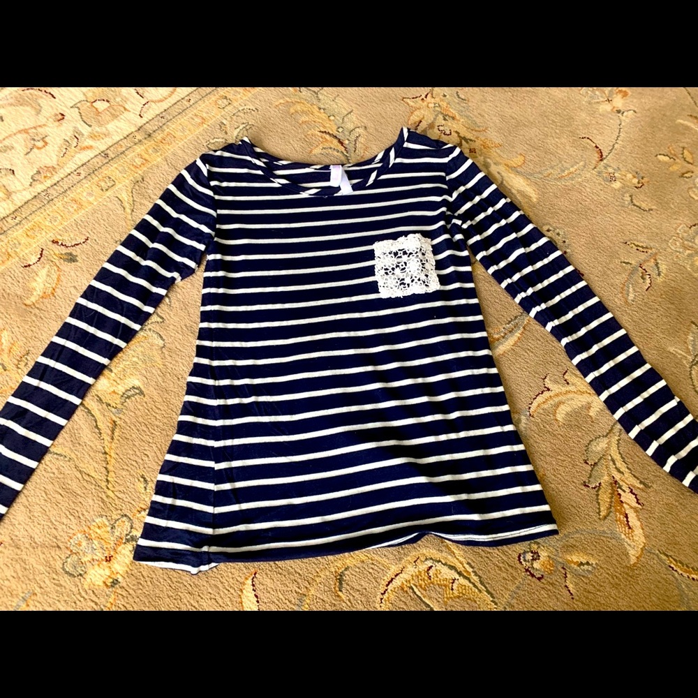 Striped navy top